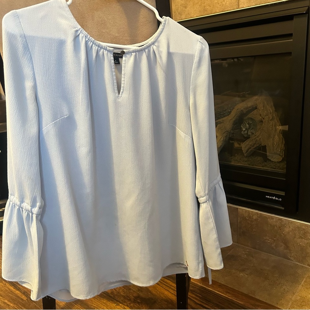 Tommy Hilfiger Light Blue Lined Blouse with Puffy 3/4 Length Sleeves Size M